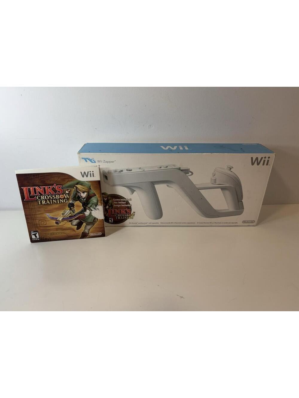 Legend of Zelda Link's Crossbow Training Wii with Zapper Gun Box